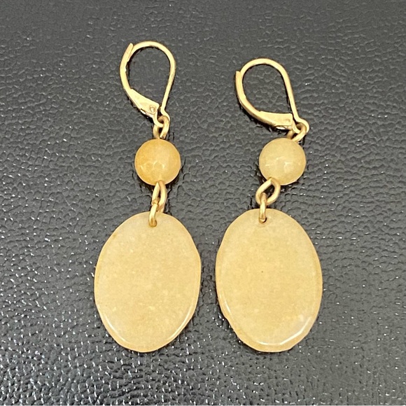 Vintage Carved Stone Mustard Cameo Drop Dangling Earrings - Picture 7 of 10